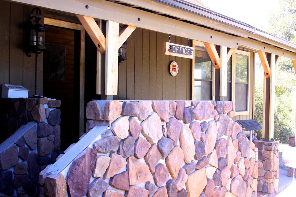 Yosemite Gold Country Lodge Coulterville Exteriör bild