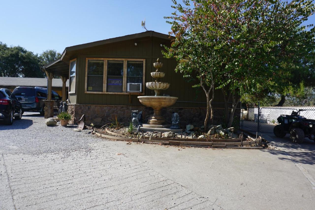 Yosemite Gold Country Lodge Coulterville Exteriör bild